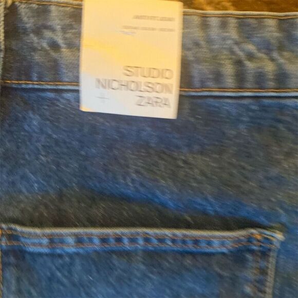 Zara Men's Relaxed Fit Jeans Size 44 Blue Medium Wash 5-Pocket Design - Picture 1 of 10